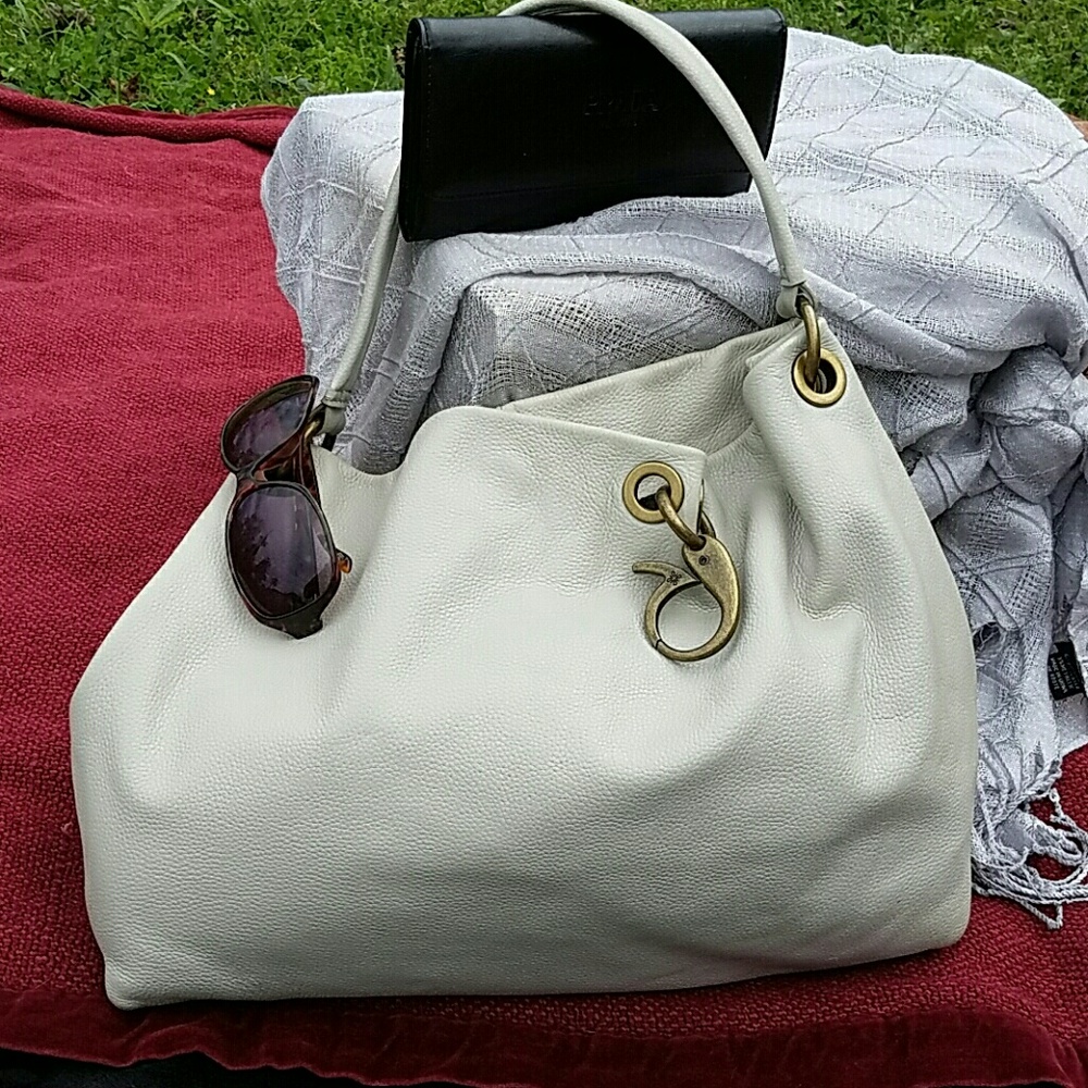 **Reduced**Vera Wang. handbag